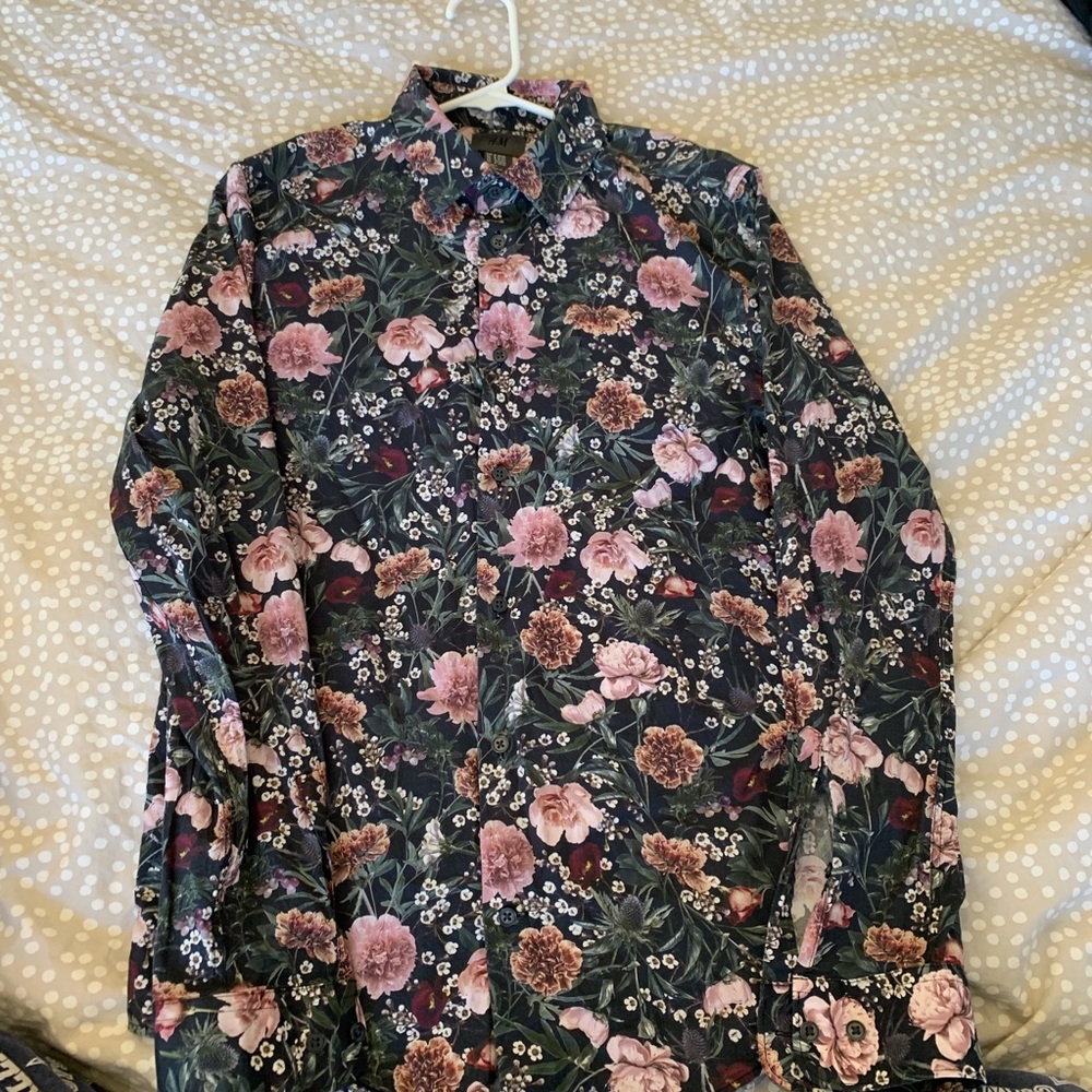 Floral button up